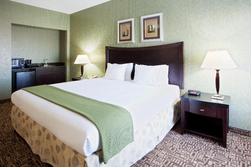 Best Western Plus Harrisonburg Bagian luar foto
