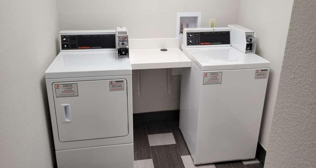 Best Western Plus Harrisonburg Bagian luar foto