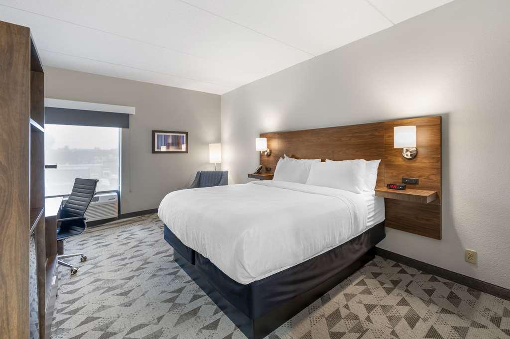 Best Western Plus Harrisonburg Ruang foto