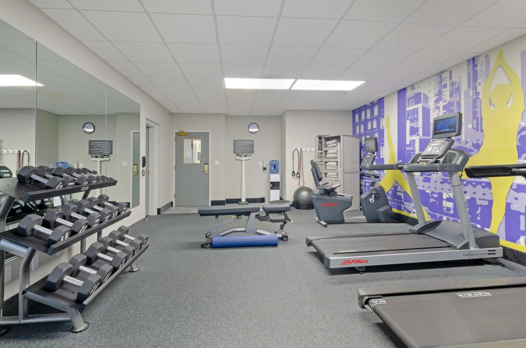 Best Western Plus Harrisonburg Bagian luar foto