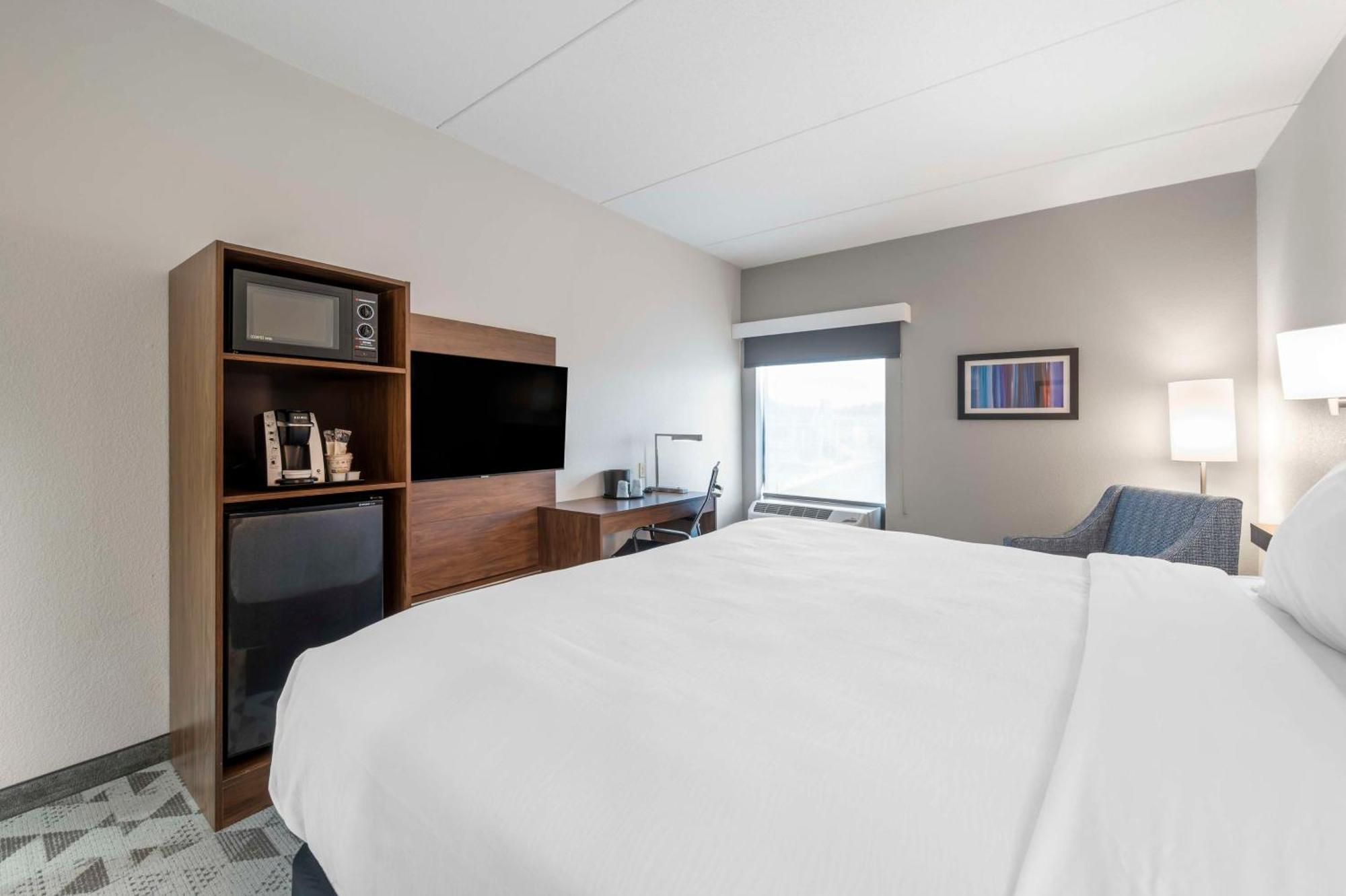 Best Western Plus Harrisonburg Bagian luar foto