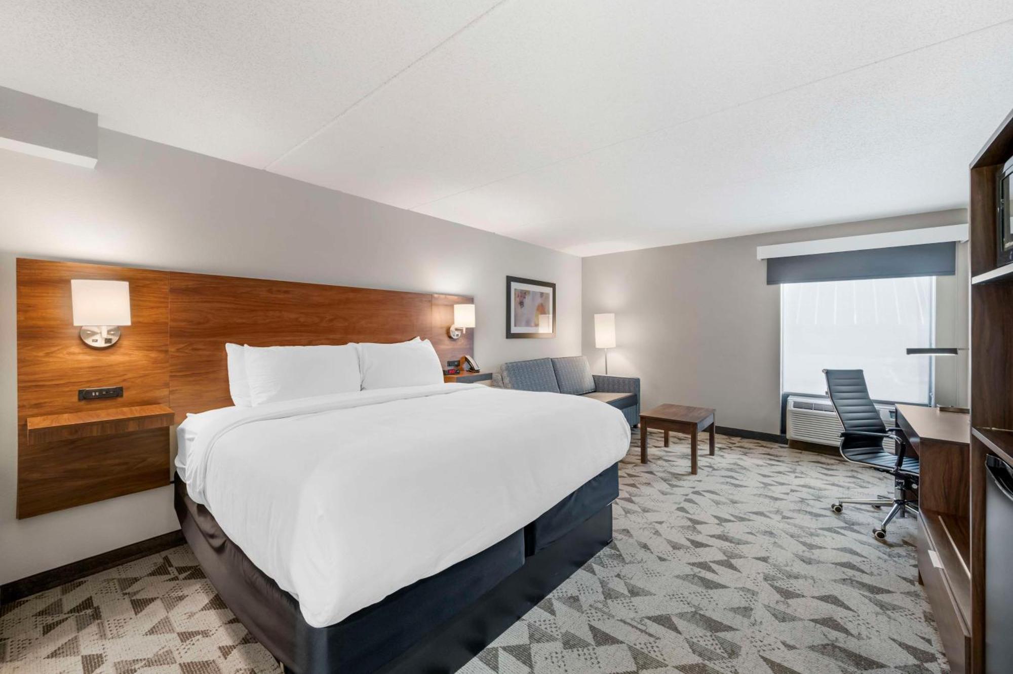 Best Western Plus Harrisonburg Bagian luar foto