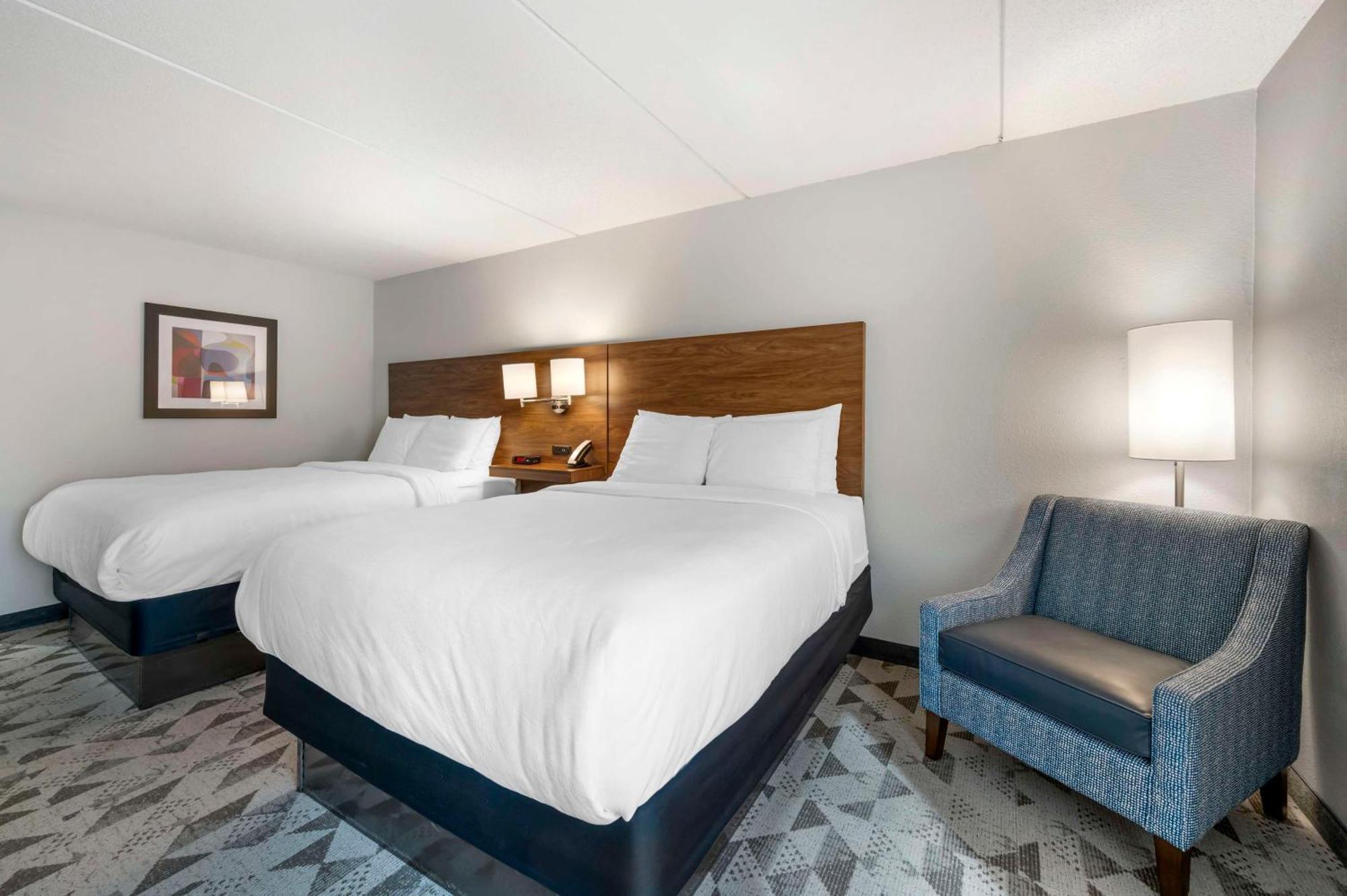 Best Western Plus Harrisonburg Bagian luar foto